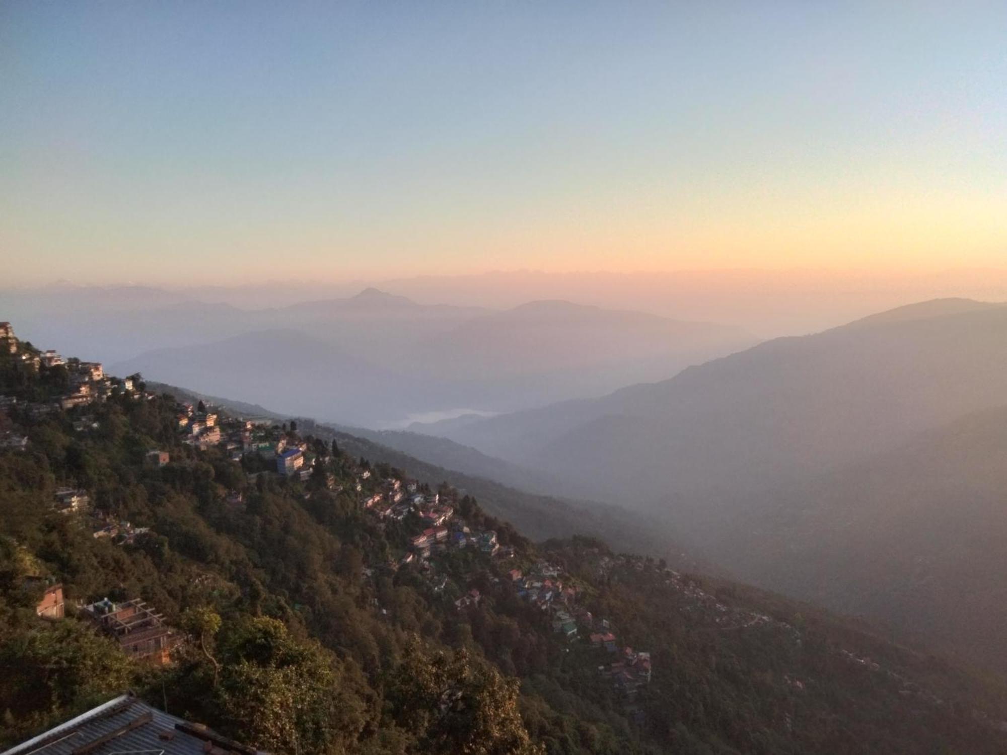 Sunrise Homestay Darjeeling  Exterior photo