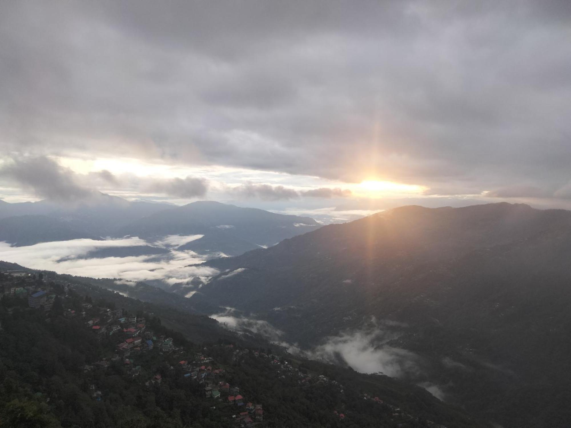 Sunrise Homestay Darjeeling  Exterior photo