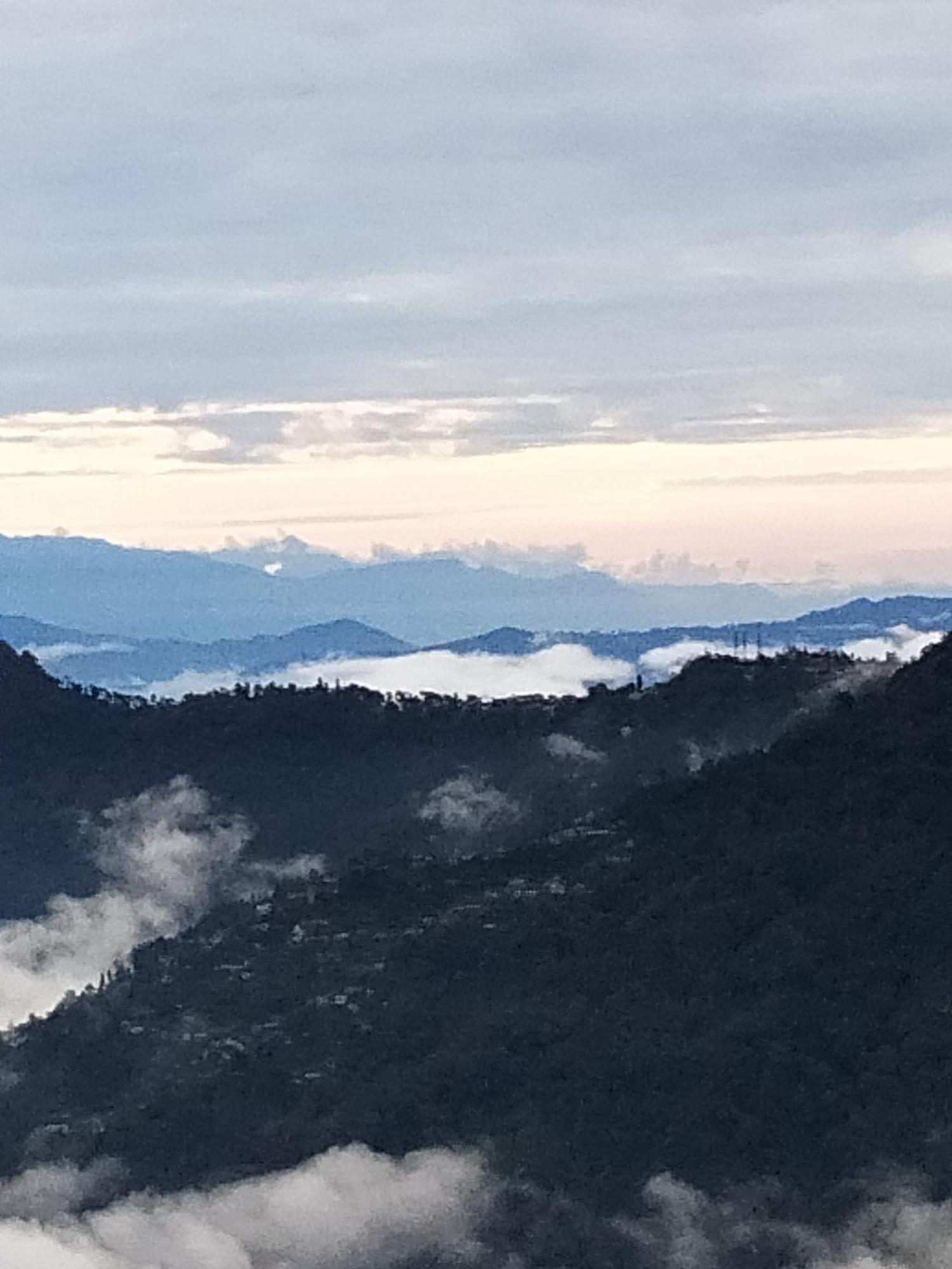 Sunrise Homestay Darjeeling  Exterior photo